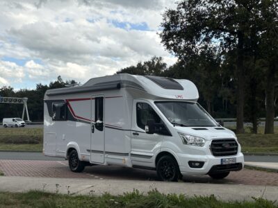 LMC Tourer Lift 634 voll ausgestattet mit Klimaanlage, Satellit, Lithium Batterie und Solar