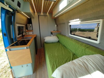 Renault Master - 179 PS Automatik mit hochwertigem Selbstausbau